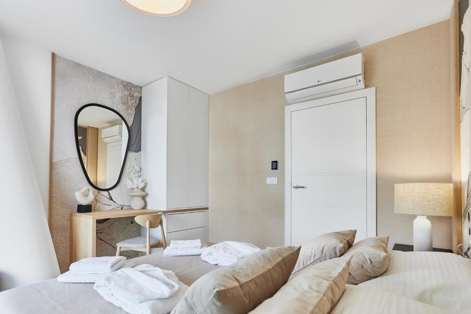 Wave Beachfront Family Apartment Miedzyzdroje Exterior photo