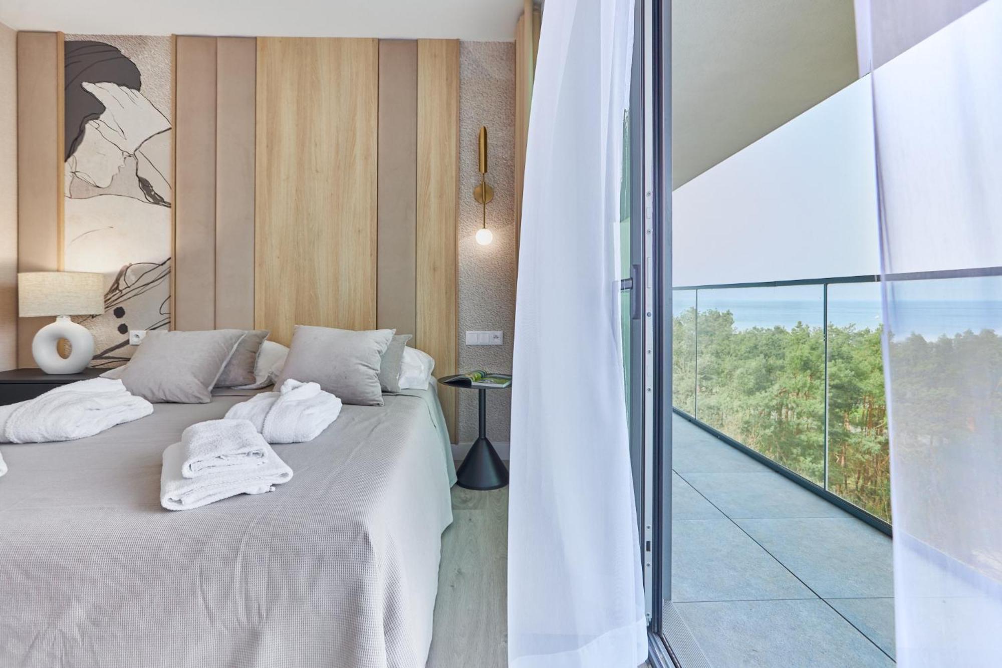 Wave Beachfront Family Apartment Miedzyzdroje Exterior photo